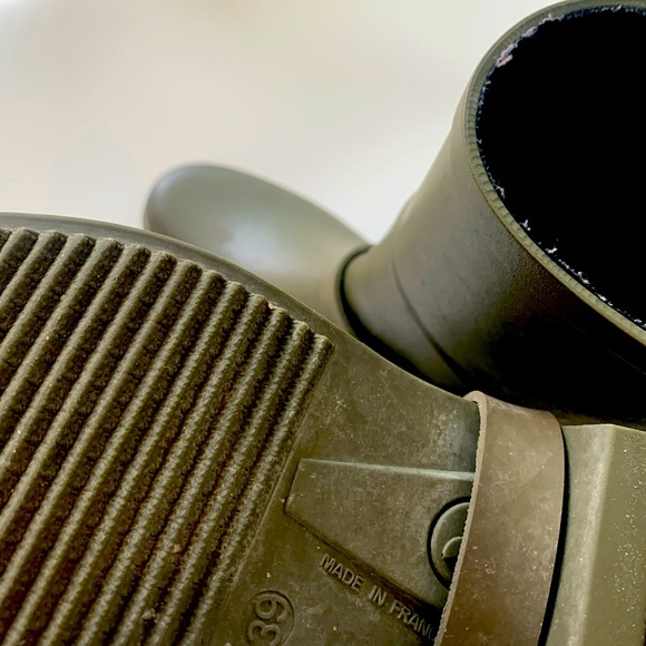 Agile Rainboots - Picture 2 of 2